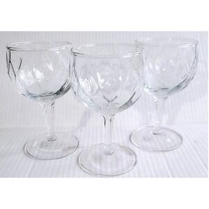 Vintage Diamond Quilted Pattern Wine Water Goblets Clear Glass Stemware 3ct